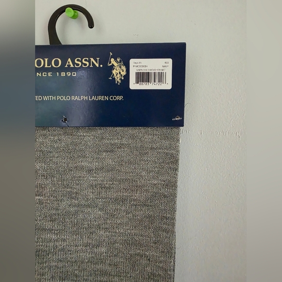 U.S. Polo Assn. Gray and White Knit Scarf - Picture 3 of 3